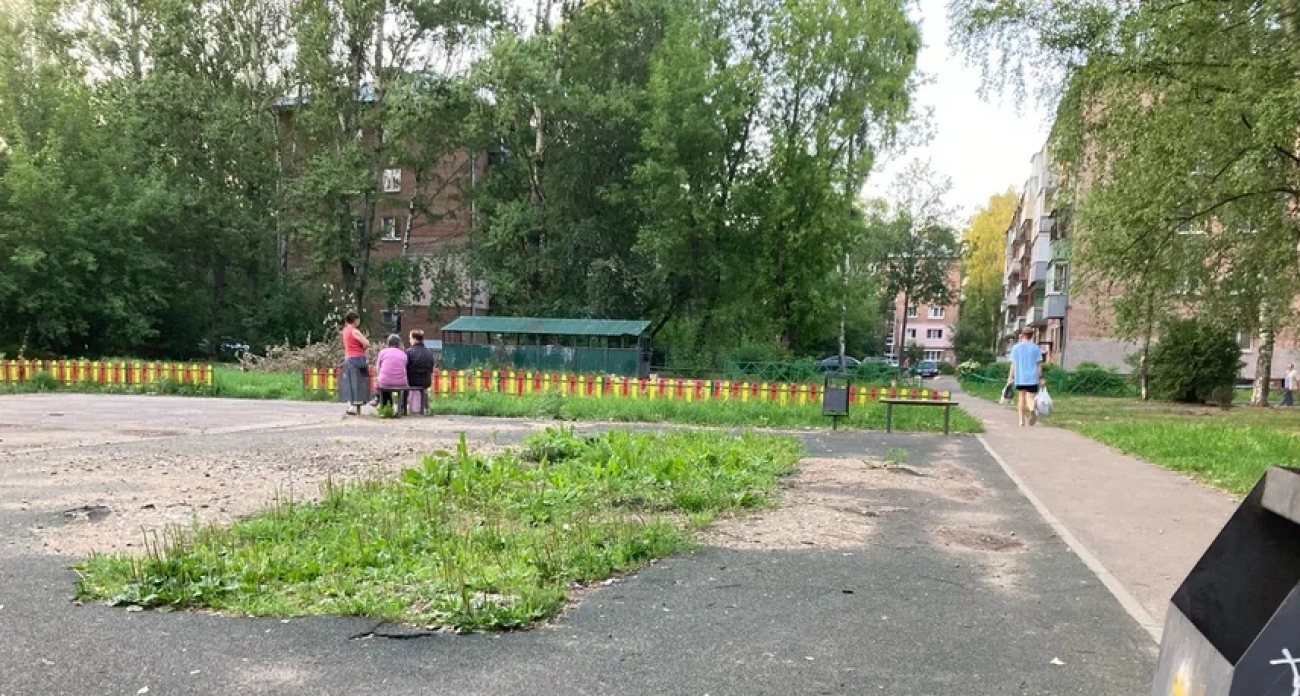 В Ярославле после аварии на теплотрассе снесли детский городок