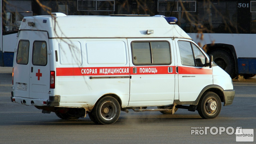 В Рыбинске на пешеходном переходе троллейбус сбил женщину