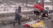 "Два трупа": в Ярославле произошло смертельное ДТП с грузовиком