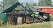 Гроза обернулась потерями: в Дмитриевском молния уничтожила постройку и повредила имущество
