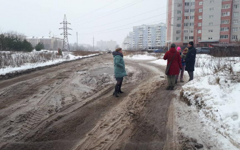 Адские ухабины: ярославцы о жуткой дороге, которую не ремонтируют чиновники