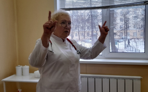 "Хвостик влево - и плевать хотели": главный иммунолог Ярославля о прививке от ковида и антибиотиках