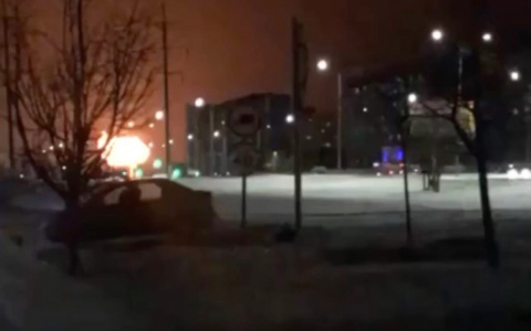Под Ярославлем на Менделеевском заводе прогремел сильный взрыв. Видео