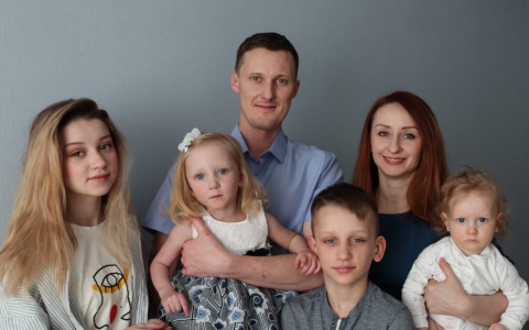 "Она живет с половинкой сердца": в Ярославле спасают малышку с редкой болезнью
