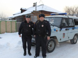 Полицейские в Ярославской области спасли из огня столетнюю женщину