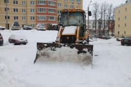 В Ярославской области тракторист предприятия, расчищая снег, насмерть задавил коллегу по работе