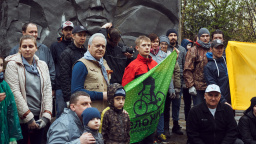 Ярославские велосипедисты совместно с ОНФ привели в порядок памятник