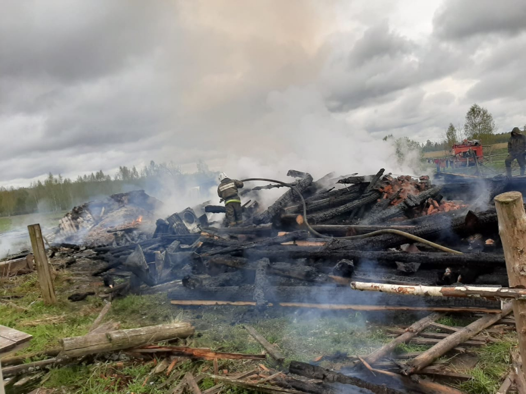 Пожар за волгой ярославль