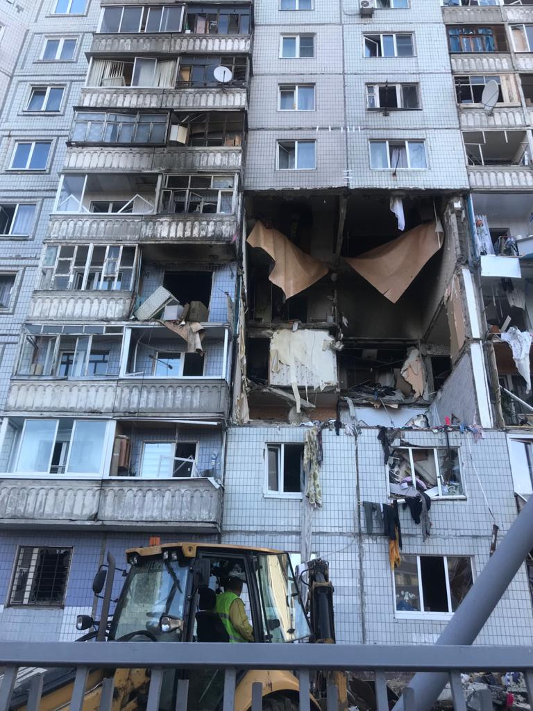 Разрушение жилого помещения. Дом после взрыва на Батова Ярославль. Батова 5 корпус 2 Ярославль после взрыв. Батова 5 Ярославль взрыв газа. Взрыв газа в доме.