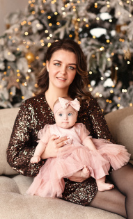 Мама Евгения и дочь Алиса 