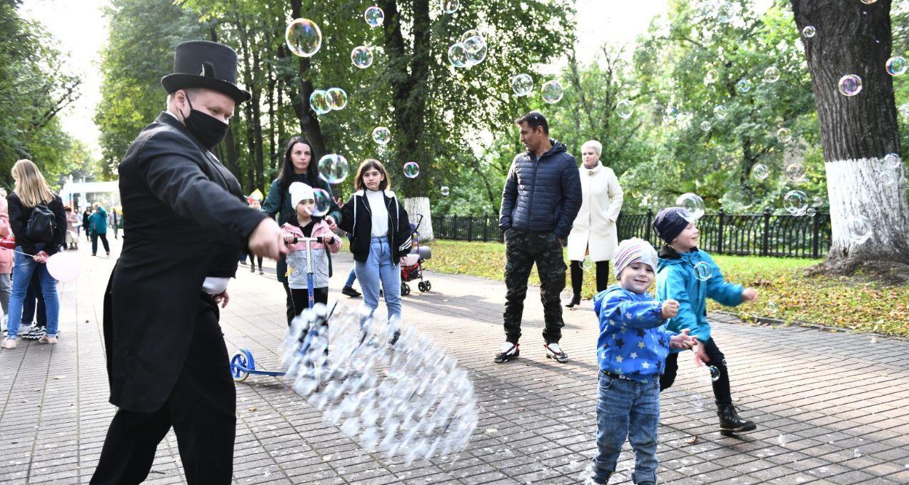 Ярославцев от коронавируса будут прививать в День города