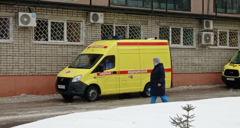 Двухлетний ребенок и его семья отравились угарным газом в Ярославле