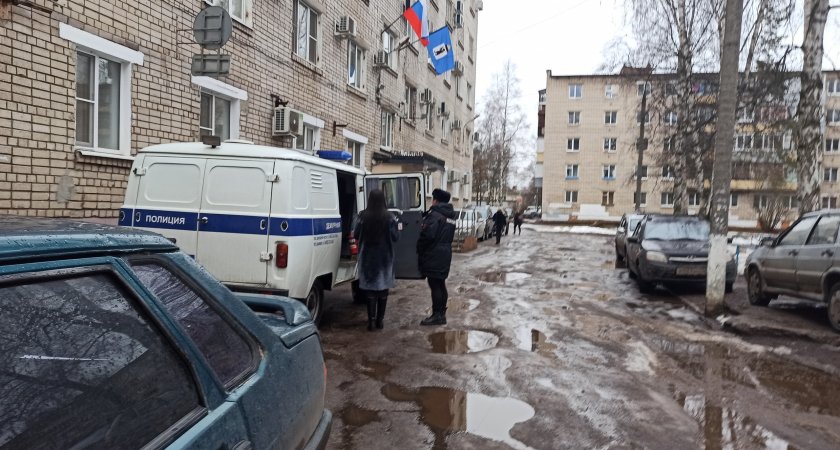  Житель Ярославля угрожал взорвать коммунальщиков гранатой