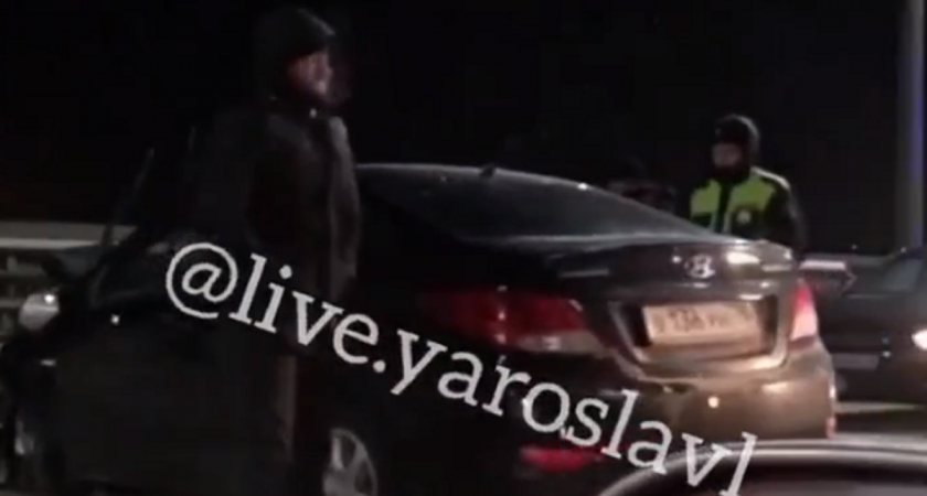 "Летел под 100": гонщик из Ярославля собрал на Октябрьском мосту 7 машин