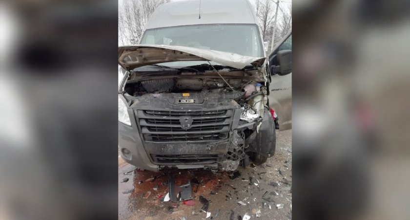 Куски машины раскиданы по дороге: подробности аварии под Ярославлем