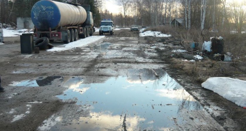 В Ярославле перевозчик сливал тонны фосфора прямо на землю