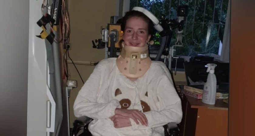 "То, что ниже шеи, отнялось": 19-летняя ярославна борется за жизнь после травмы ныряльщика