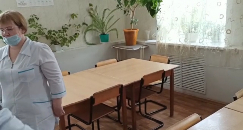 Медленно убивает: назвали самый опасный продукт на столе