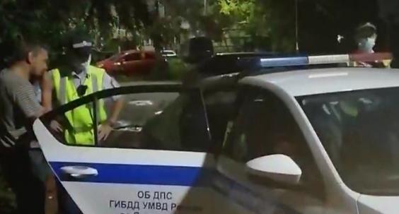    "Да, пьяный. Что теперь?": ярославцы поймали нетрезвого водителя. Видео