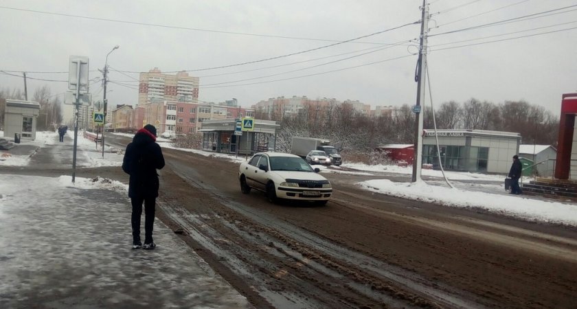 В Ярославле ищут кондуктора, выгнавшего из автобуса ребенка, у которого не прошла оплата