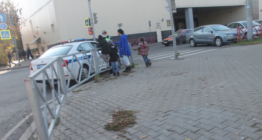 Ярославна ради спасения семьи от голода сдала в металлолом чужую машину