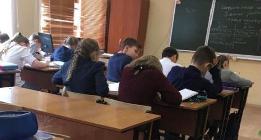 Учителям из Ярославля изменили зарплаты: что ждет педагогов