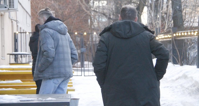 В России курящим сотрудникам планируют увеличить рабочий день