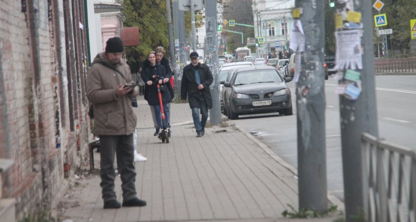В центре Ярославля запретили кататься на электросамокатах