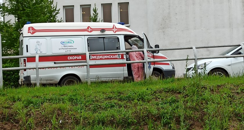  В Ярославле  у госпиталя ветеранов нашли труп молодого мужчины