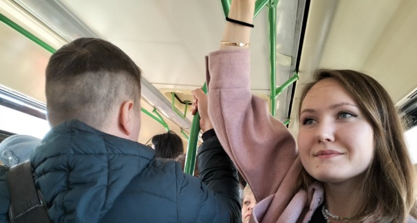 Питерский перевозчик сократил выпуск автобусов на ярославских маршрутах