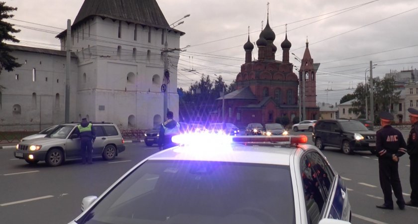 Полиция нашла 20-летнего лихача из Ярославля, ставшего героем видео