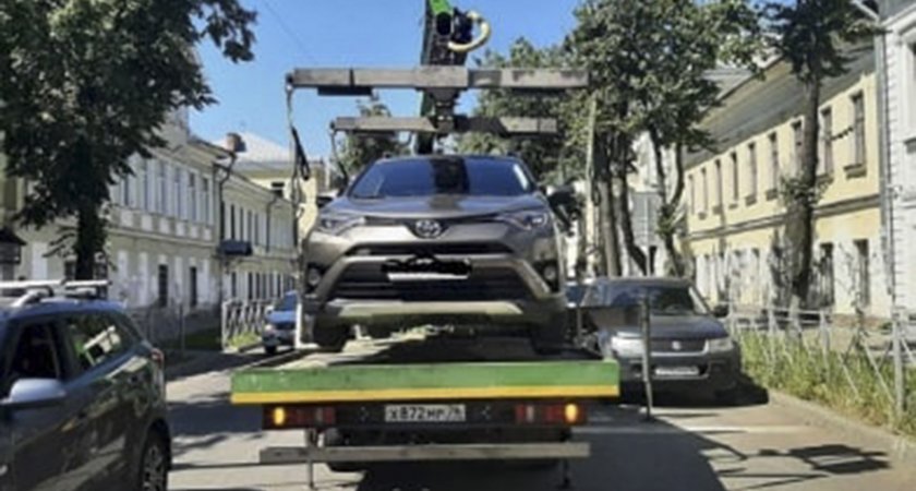 В центре Ярославля объявили массовые облавы на водителей