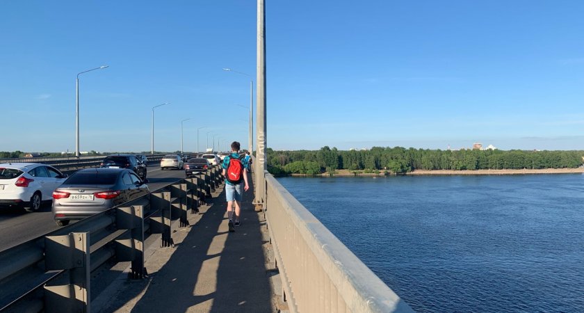 В Ярославле перекрывают Октябрьский мост