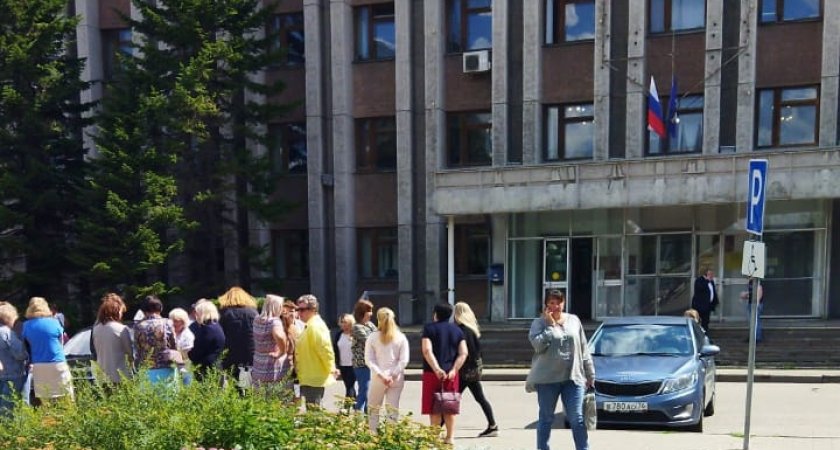 В Ярославле эвакуировали администрациюрайона