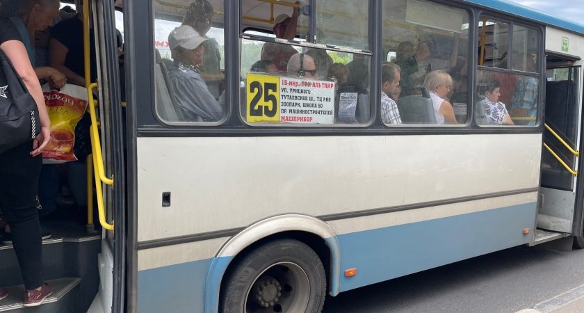 "Надо было видеть": ярославцы в шоке от неисправностей городских автобусов