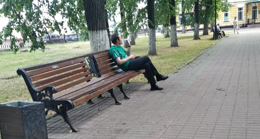 Назвали имена самых плохих мужей