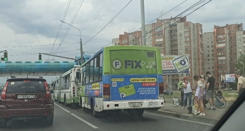 В Ярославле при столкновении автобусов пострадали пять пассажиров