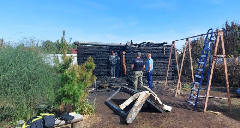 В Ярославской области в пожаре погибли двое детей и их бабушка