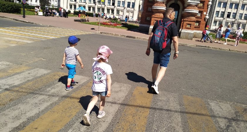   МЧС предупредило ярославцев о наступлении сильнейшей жары за 30 градусов