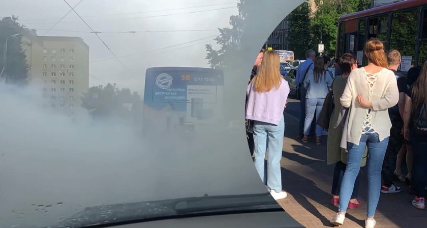 "Едет на дровах": по Ярославлю катается дымящаяся маршрутка