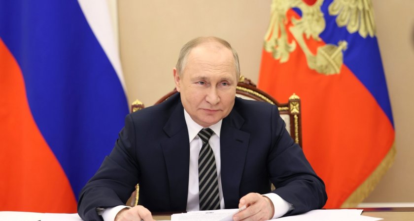 "Мы готовы к этому": Путин - Западу на церемонии присоединения земель к России