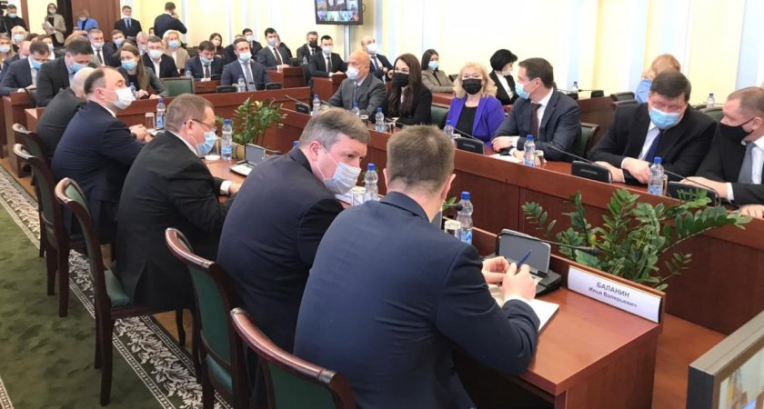  В Ярославле тысяче сокращенных чиновников заплатят 37 миллионов
