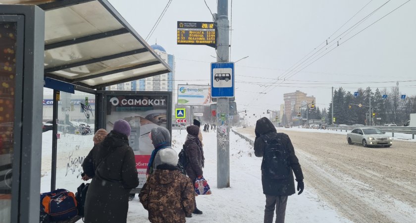 Депутат пересел на ярославский транспорт и раскритиковал его