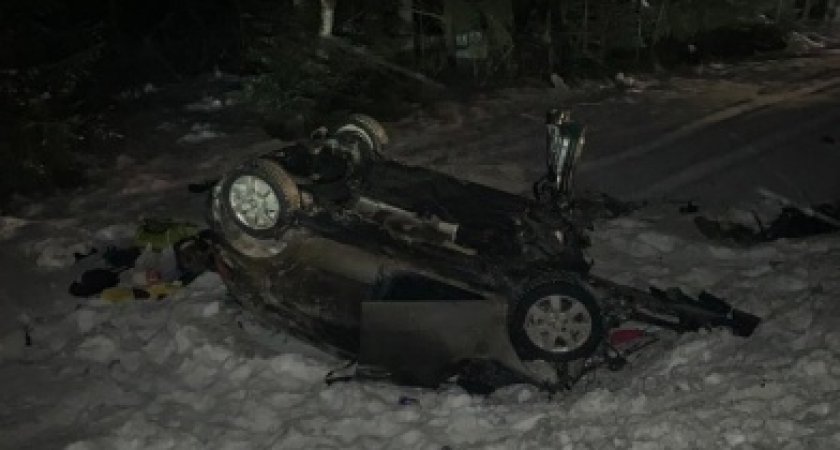 Под Ярославлем произошло смертельное ДТП с участием "Мерседеса" и грузовика