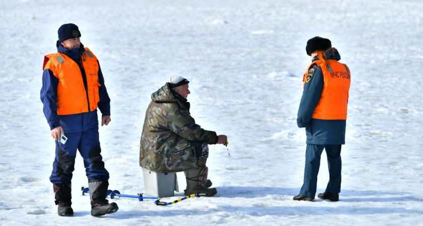 Поставили патруль: за выход на лед ярославцев будут штрафовать