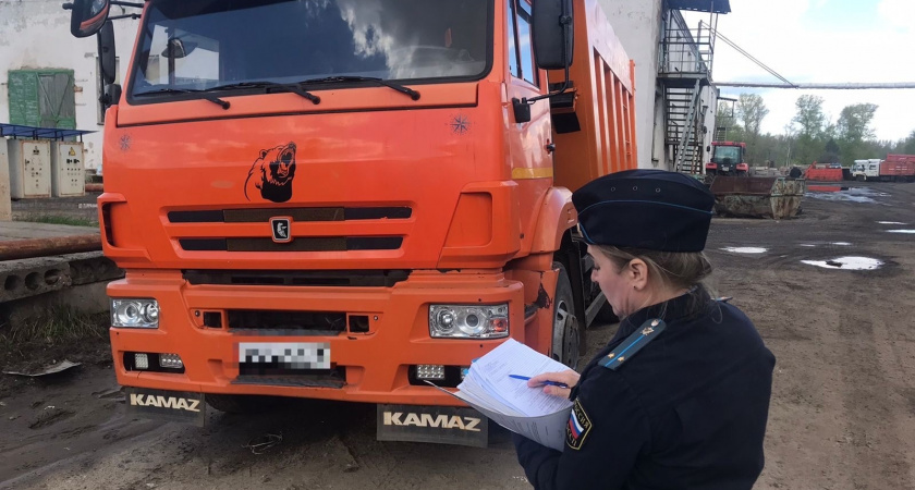  В Ярославле из-за долгов у чиновников арестовали имущество городского предприятия 