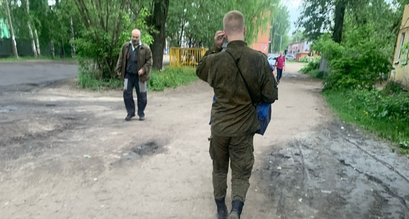 "Бесплатный проезд": ярославцев на СВО соблазняют новыми плюшками