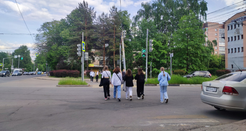 В Ярославле из-за нехватки учителей экзамены ЕГЭ и ОГЭ принимают воспитатели детских садов
