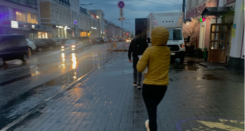 На Ярославль снова движется разрушительная гроза и ураганный ветер