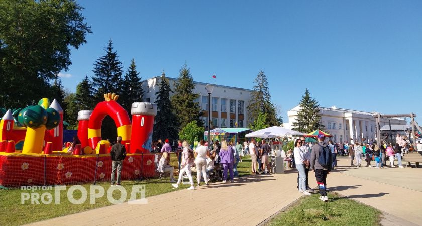 Минтруд подарил россиянам четыре выходных дня